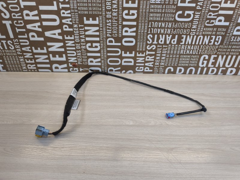 Проводка бардачка