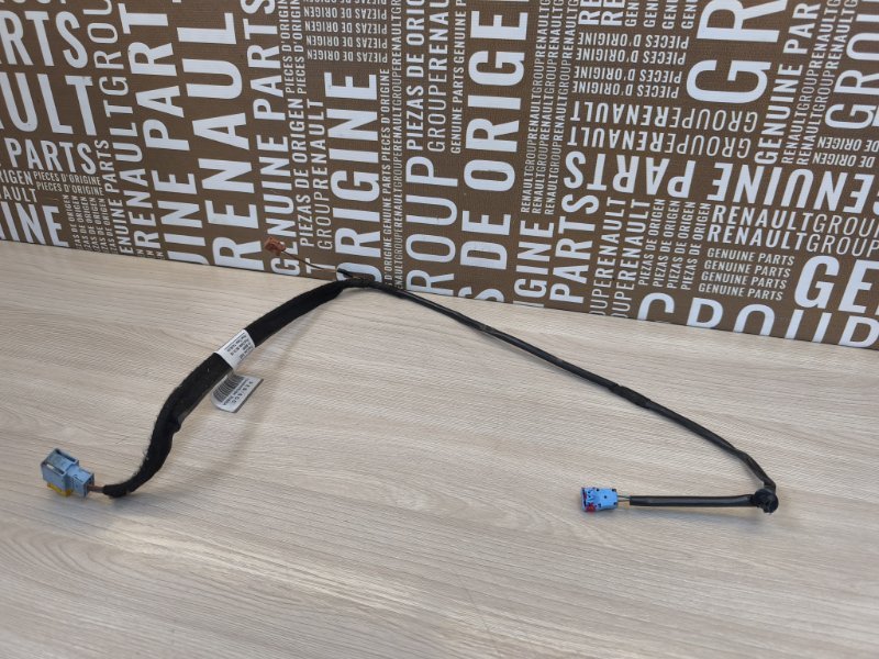 Проводка бардачка