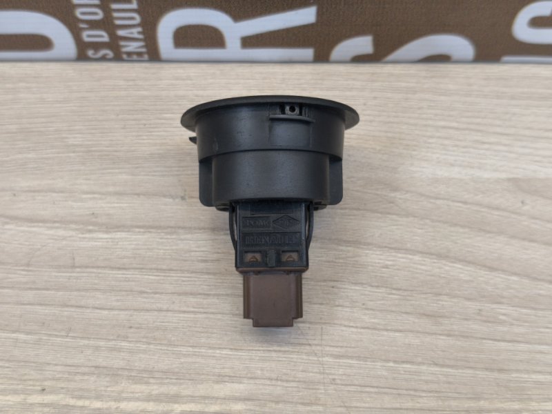 Выключатель подушки безопасности