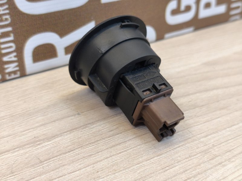 Выключатель подушки безопасности