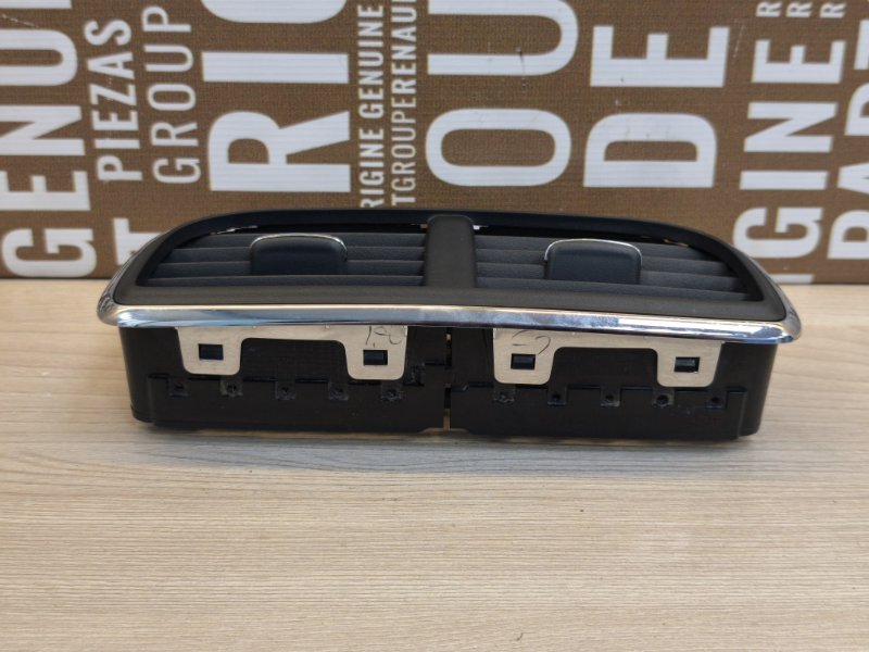 Дефлектор воздушный