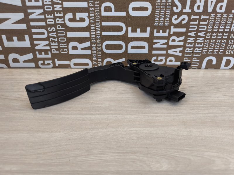 Педаль газа