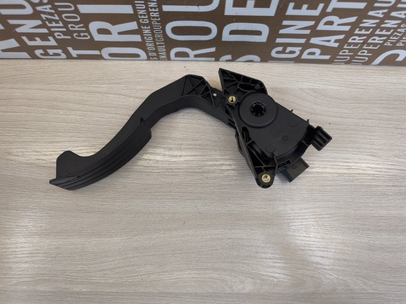 Педаль газа