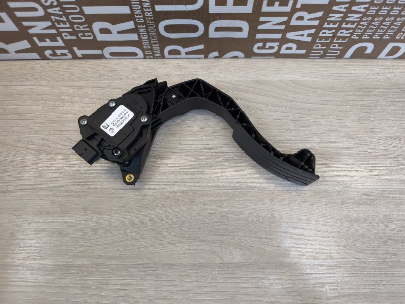 Педаль газа