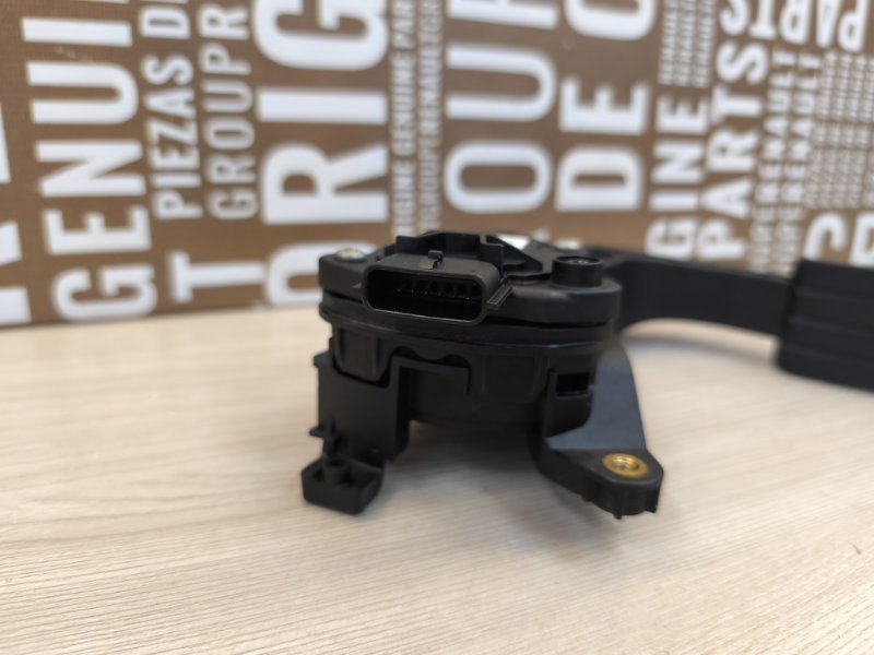 Педаль газа