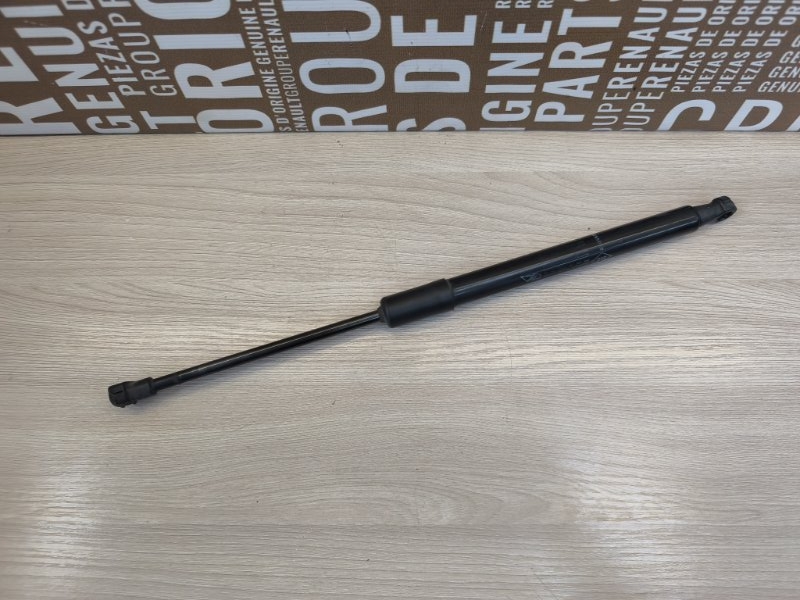 Амортизатор багажника