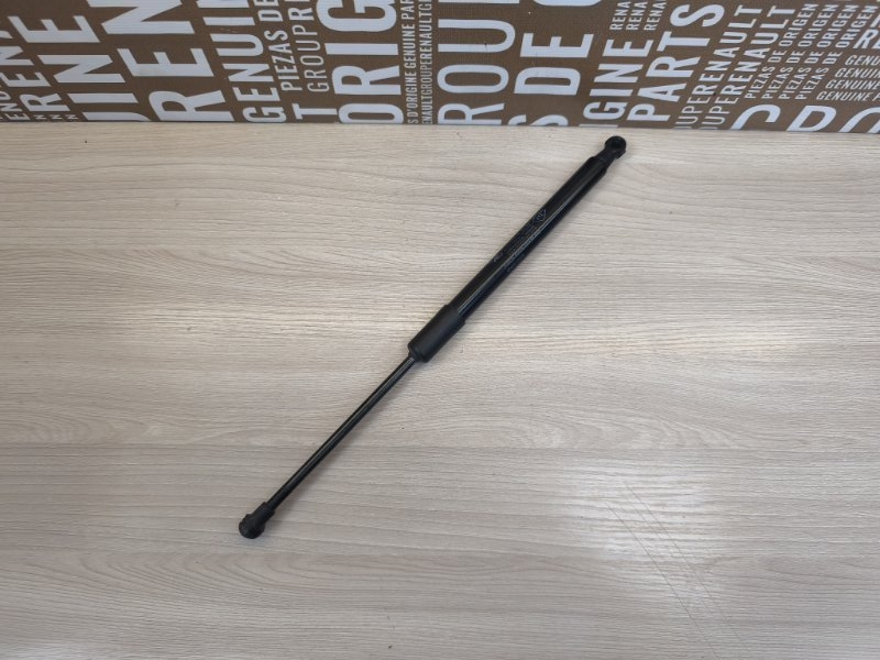 Амортизатор багажника