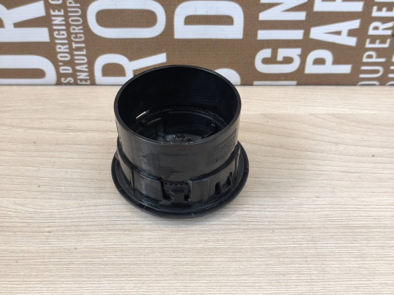 Воздушный дефлектор салона