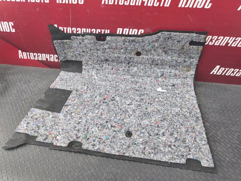 Пол багажника