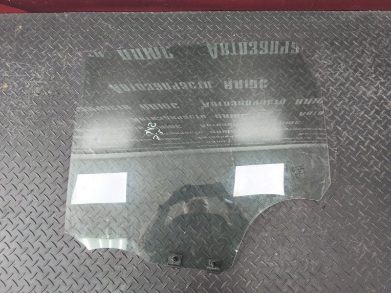 Стекло двери