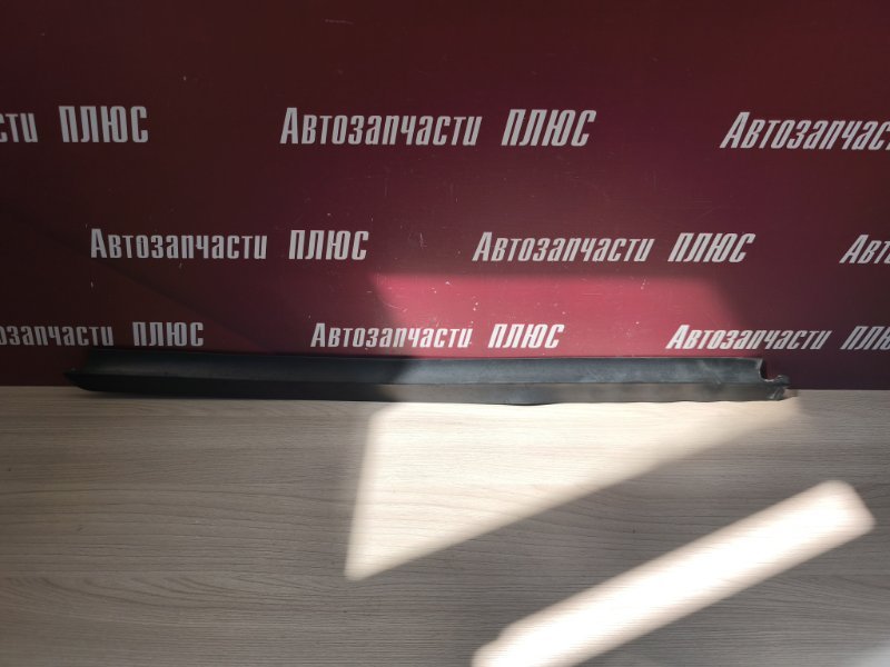 Уплотнитель стекла двери внешний