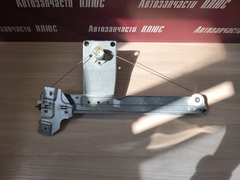 Стеклоподъемник    двери