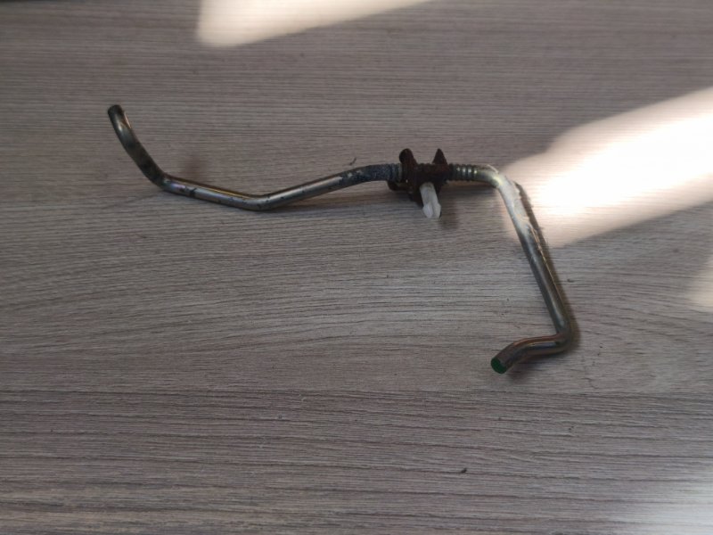 Тяга замка двери