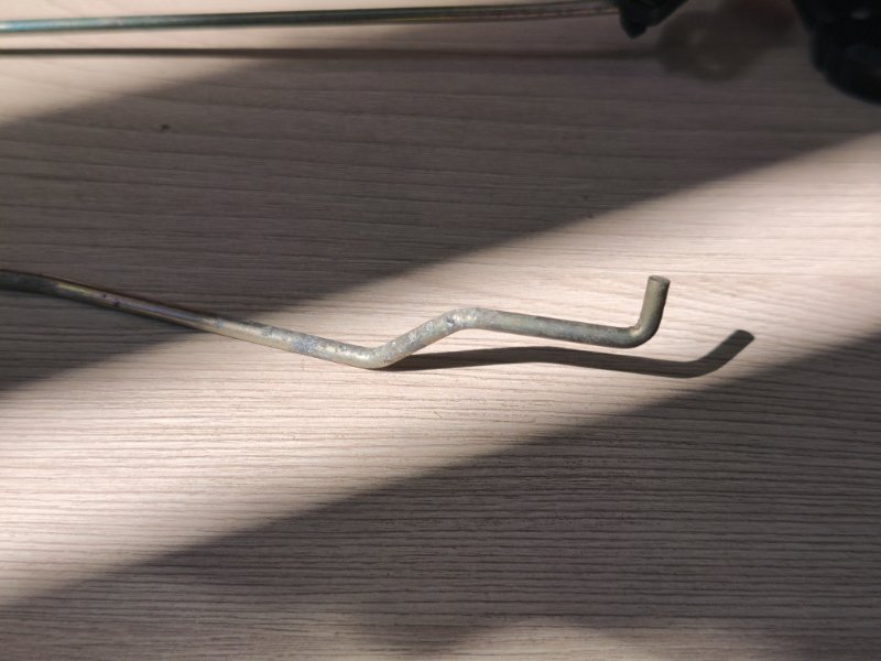 Тяга замка двери