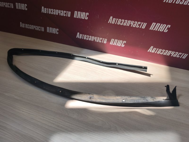 Уплотнитель двери