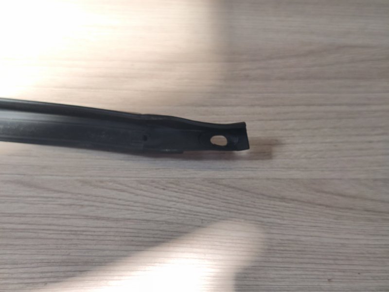 Уплотнитель двери