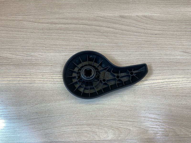 Ручка регулировки спинки сиденья