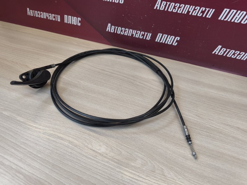 Трос лючка бензобака