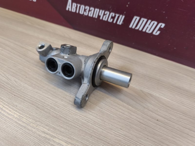 Главный тормозной цилиндр