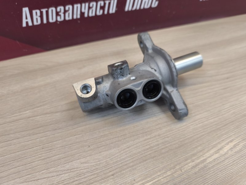 Главный тормозной цилиндр