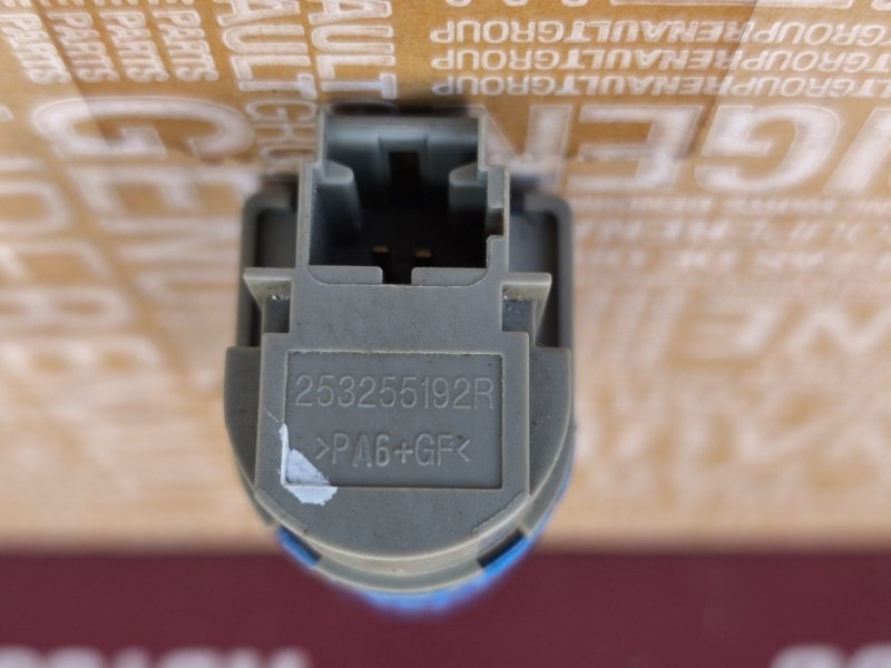 Датчик педали сцепления