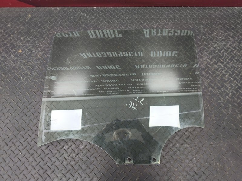 Стекло двери