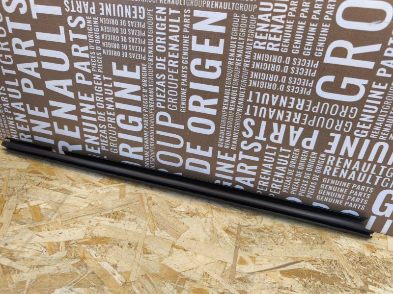 Уплотнитель стекла двери внутренний