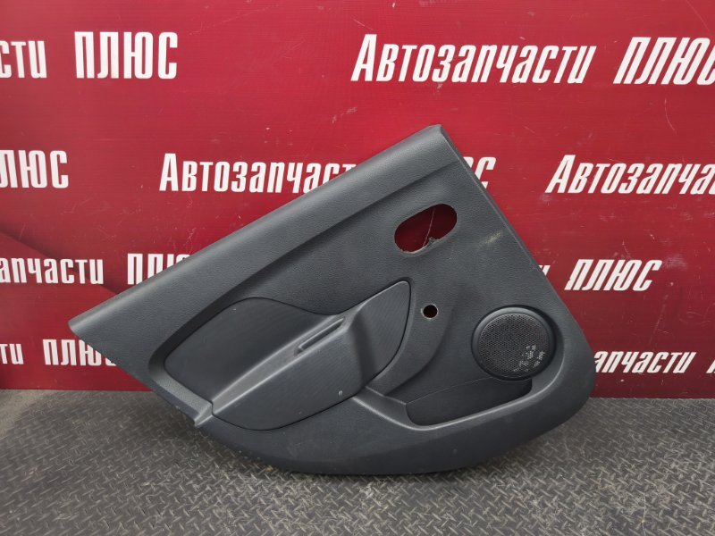 Обшивка боковой двери