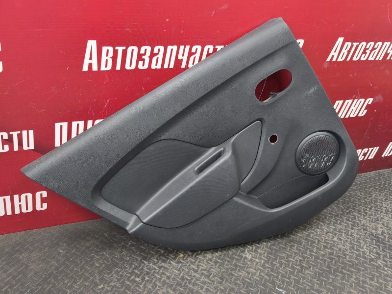 Обшивка боковой двери