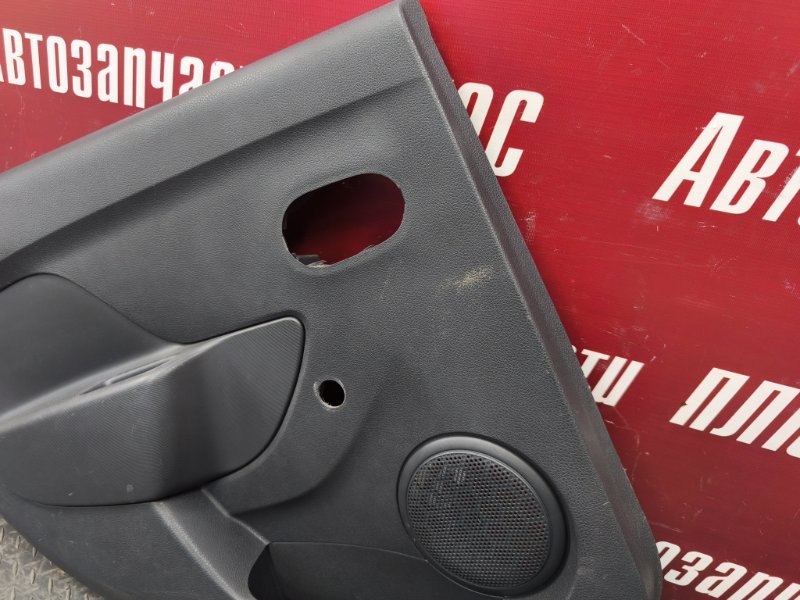 Обшивка боковой двери