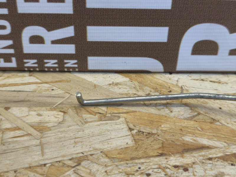 Тяга замка двери