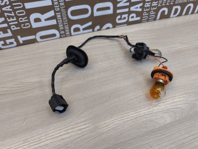 Проводка   фонаря