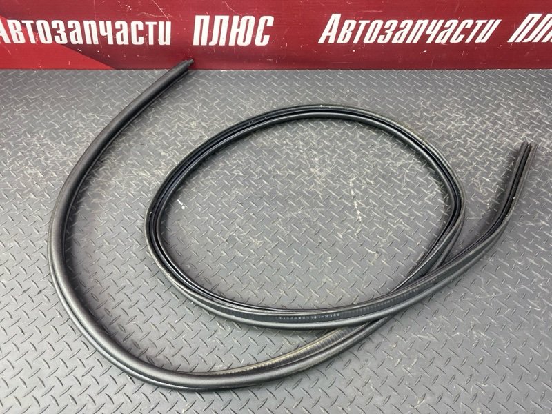 Уплотнитель багажника
