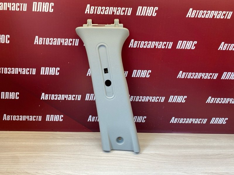 Обшивка средней стойки