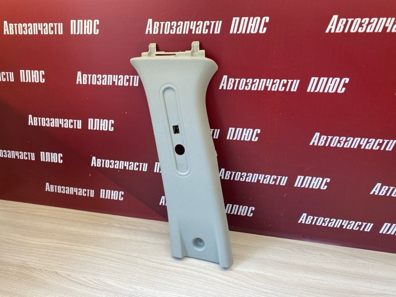 Обшивка средней стойки