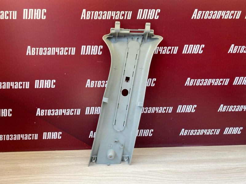 Обшивка средней стойки