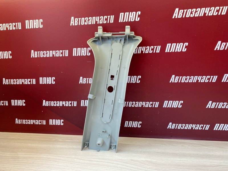 Обшивка средней стойки