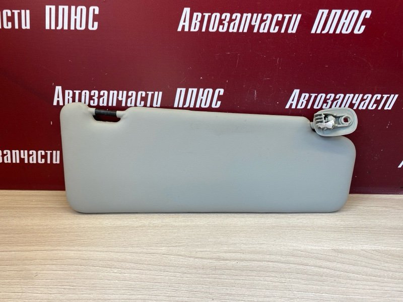 Козырек солнцезащитный