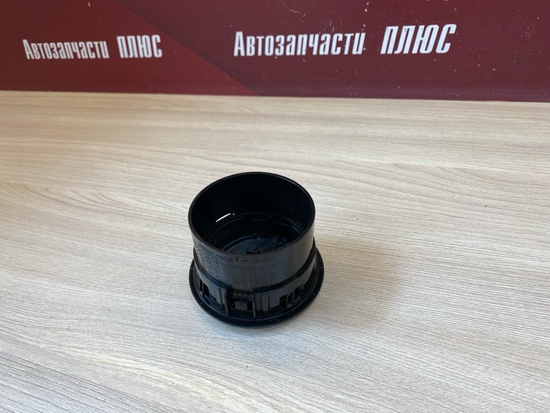 Воздушный дефлектор салона