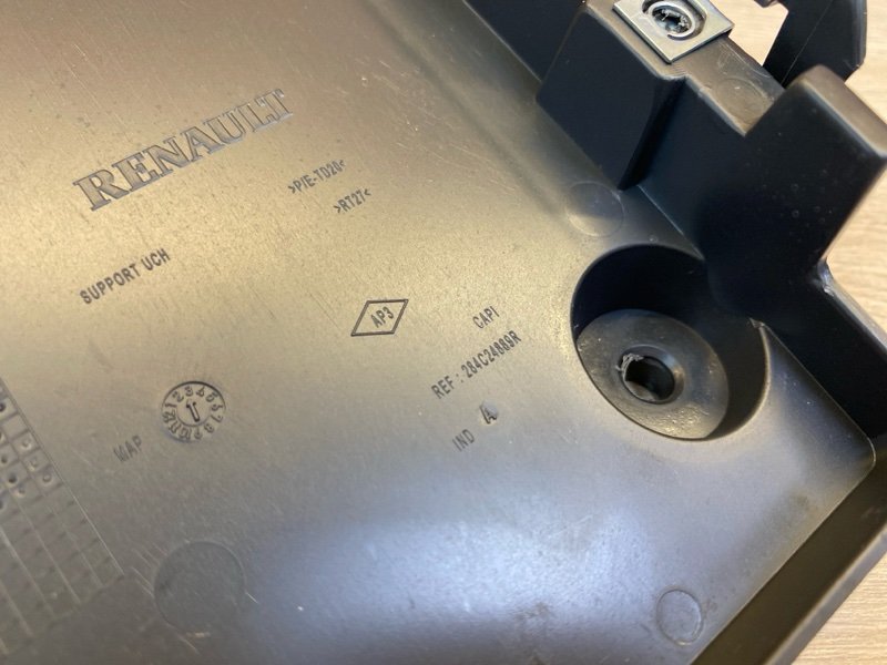 Кронштейн блока комфорта