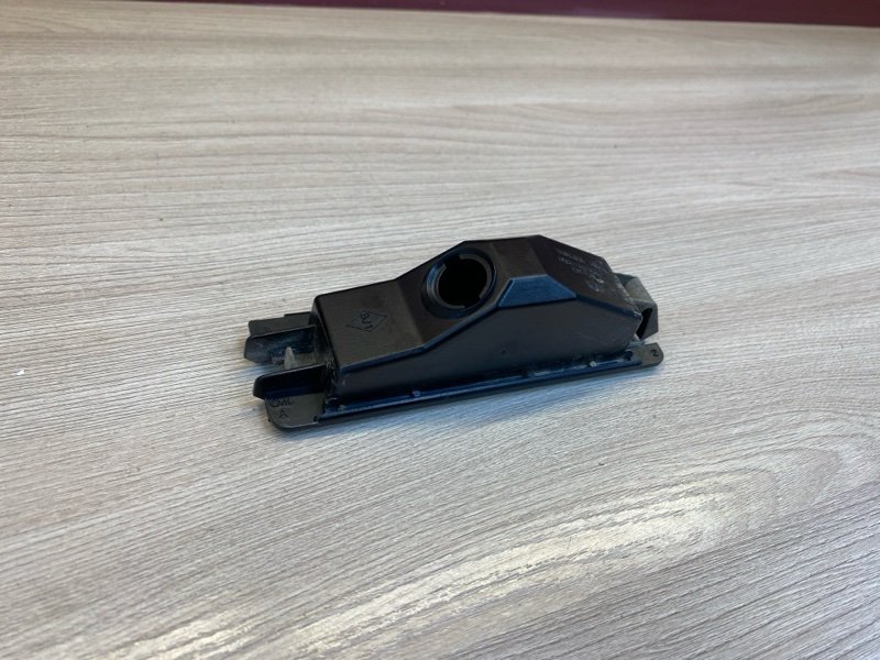 Плафон подсветки номера