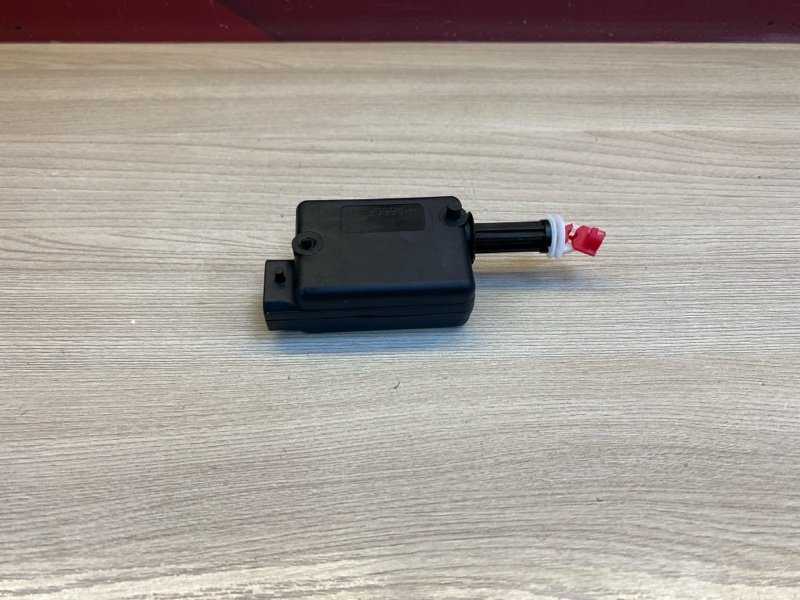 Привод замка багажника