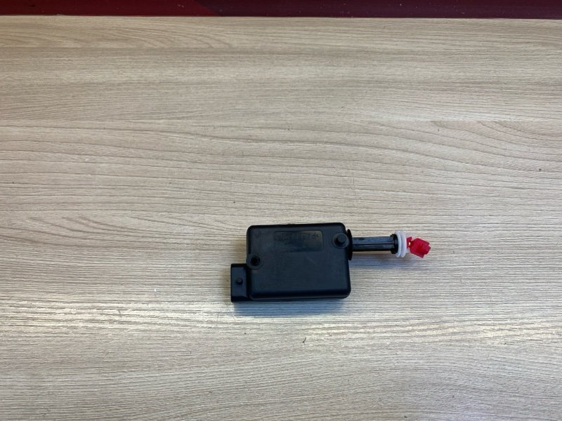 Привод замка багажника