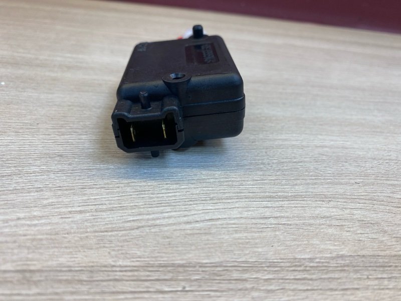 Привод замка багажника