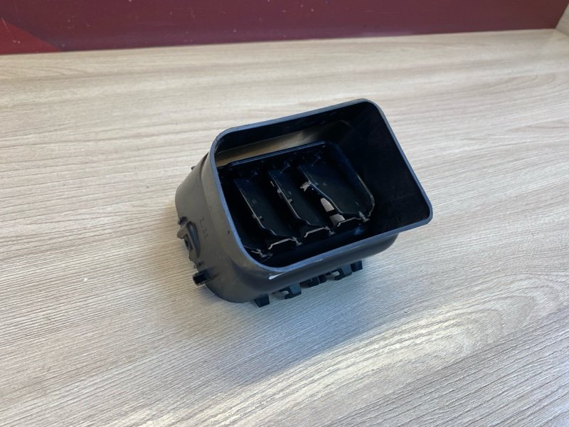 Дефлектор воздушный