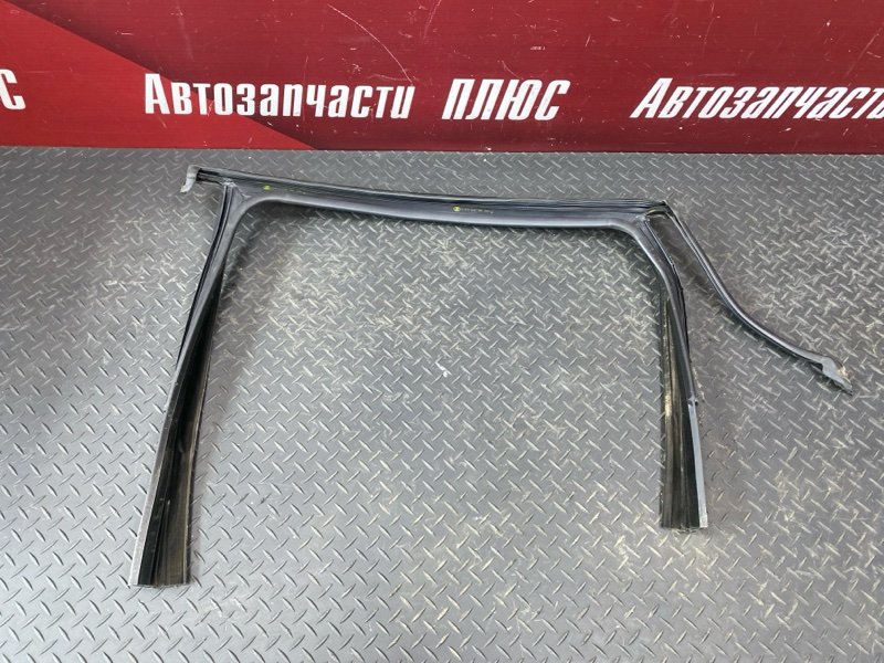 Уплотнитель рамки двери