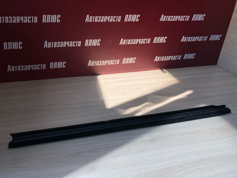 Уплотнитель стекла двери внутренний