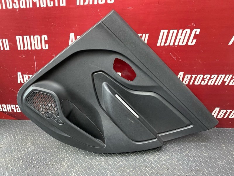 Обшивка боковой двери