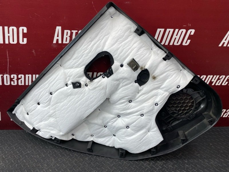 Обшивка боковой двери