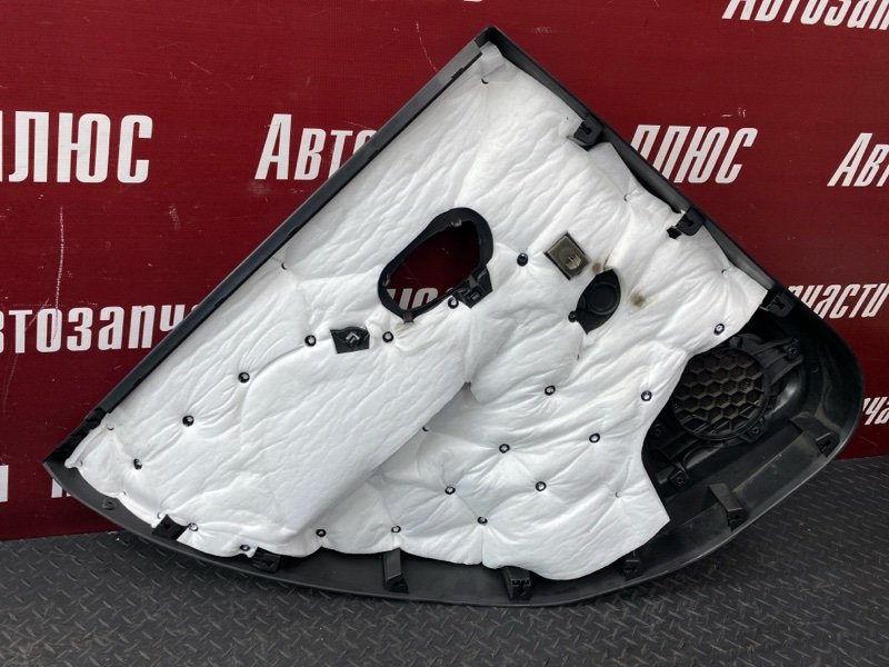 Обшивка боковой двери